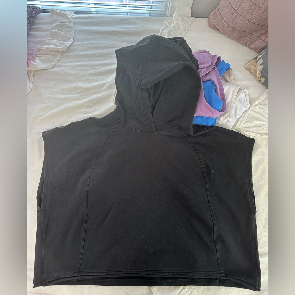 lululemon boxer cropped hoodie